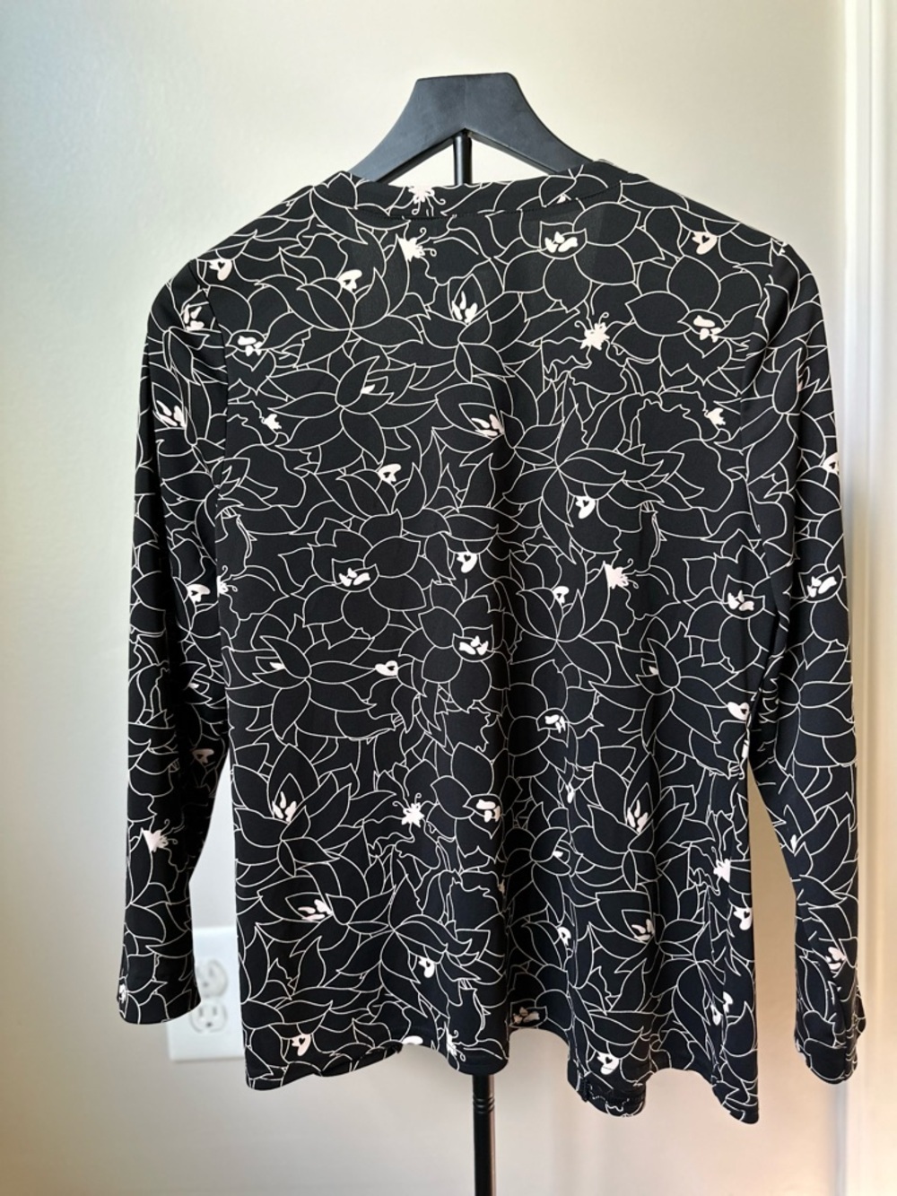 Worthington Black Floral Open Blazer - Picture 7 of 8